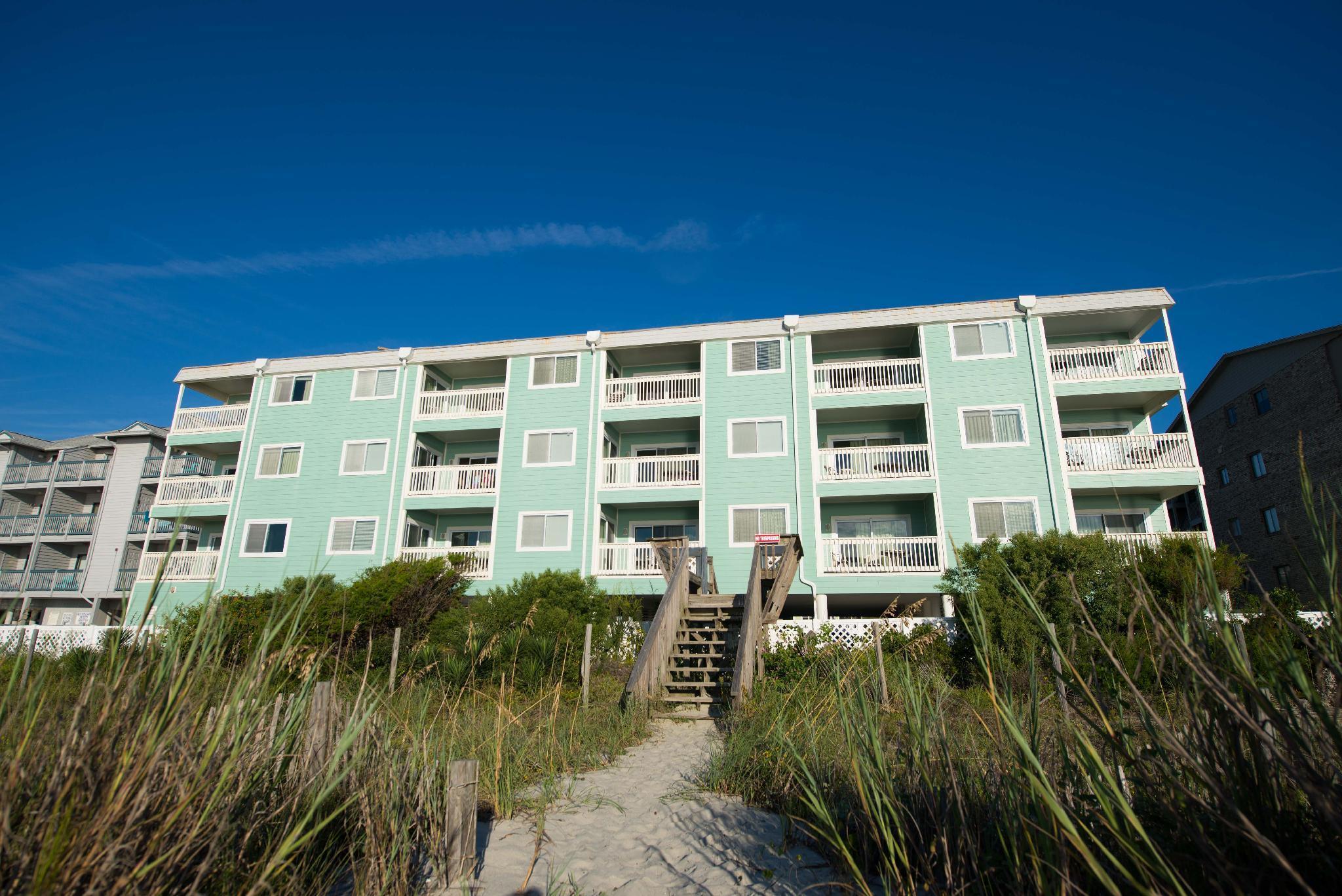 Sandpebble Beach Club Surfside Beach A Ramada By Wyndham Exterior photo